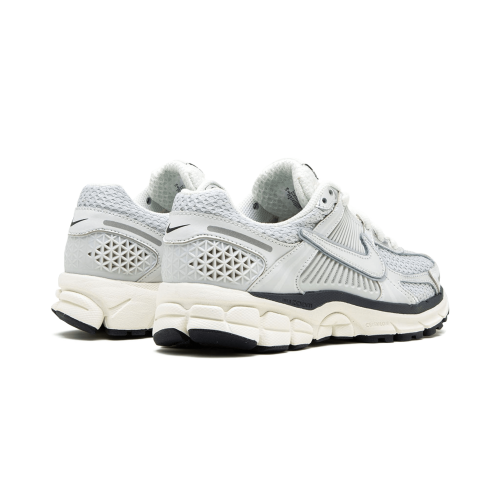 Nike Zoom Vomero 5 Photon Dust Nike Zoom Vomero 5 Photon Dust