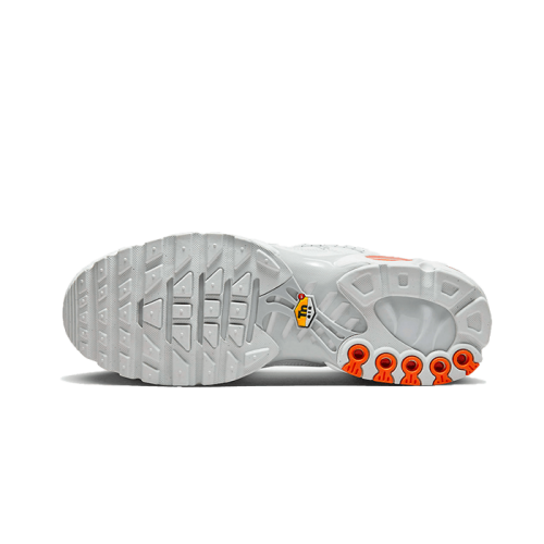 Nike Air Max Plus Utility White Safety Orange Nike Air Max Plus Utility White Safety Orange