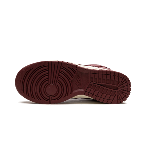 Nike Dunk Low PRM Team Red Nike Dunk Low PRM Team Red
