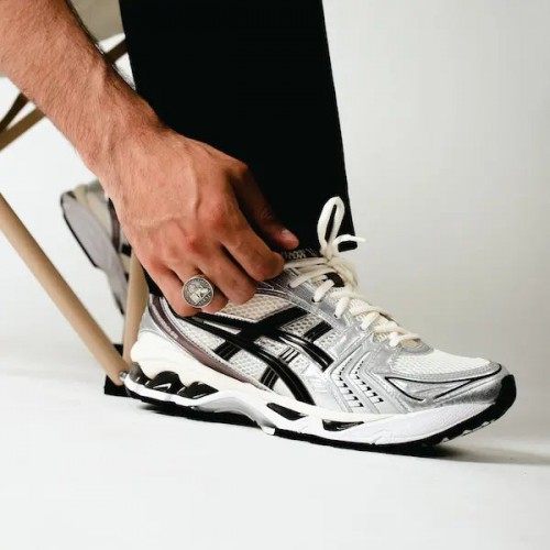 ASICS Gel-Kayano 14 Cream Black Metallic Plum ASICS Gel-Kayano 14 Cream Black Metallic Plum