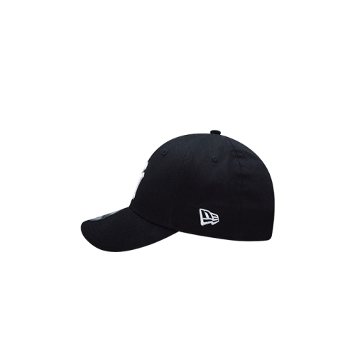 New Era League Essential 9FORTY Cap New York Yankees Black New Era League Essential 9FORTY Cap New York Yankees Black